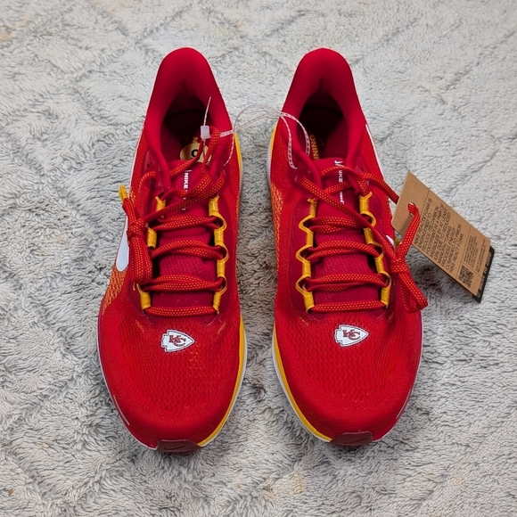 Nike Air Zoom Pegasus 41 Kansas City Chiefs Red Running Shoe Mens 9 FZ5079-600 main image 3